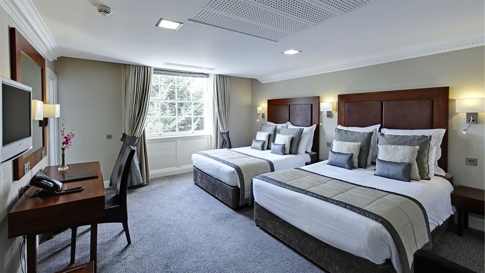 Grange Beauchamp Hotel London Room photo